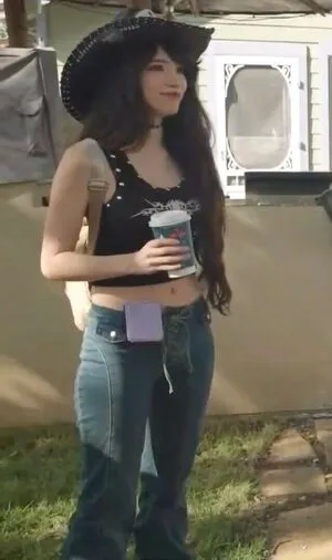 Emiru OnlyFans Leaked Free Thumbnail Picture - #3abDRh7vWP