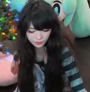 Emiru OnlyFans Leaked Free Thumbnail Picture - #5SQdo1scDk