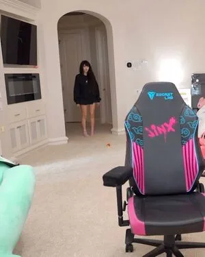 Emiru OnlyFans Leaked Free Thumbnail Picture - #Zk4QYYEX37