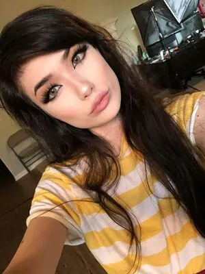 Emiru OnlyFans Leaked Free Thumbnail Picture - #C5NbLrAx90