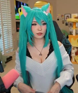 Emiru OnlyFans Leaked Free Thumbnail Picture - #flj4tdX2J9