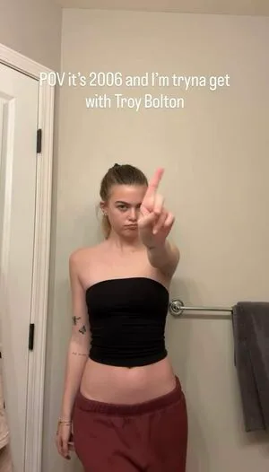 Emma Beardsley OnlyFans Leaked Free Thumbnail Picture - #d2vMIsSmMr