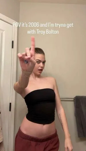 Emma Beardsley OnlyFans Leaked Free Thumbnail Picture - #peOEDOrrXe