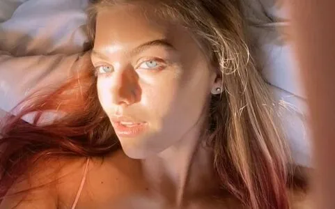 Emma Beardsley OnlyFans Leaked Free Thumbnail Picture - #xZ4PcQPulk