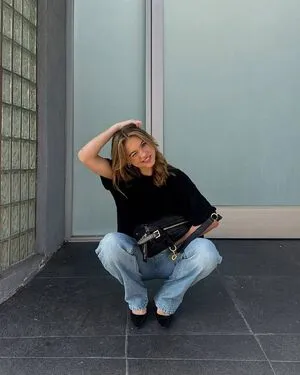 Emma Brooks Thumbnail Picture