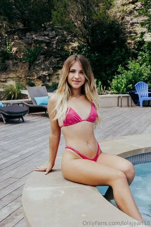 Emma Bugg OnlyFans Leaked Free Thumbnail Picture - #0OybOaZKYt