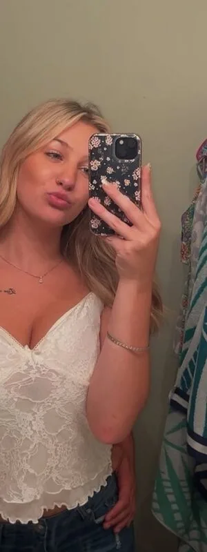 Emma Feathers OnlyFans Leaked Free Thumbnail Picture - #p3HNLO8dMM