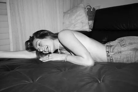 Emma Greenberg Thumbnail Picture