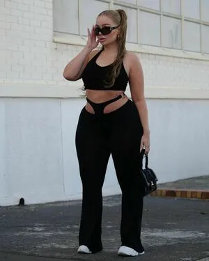 Emma Haggstrom OnlyFans Leaked Free Thumbnail Picture - #epOpv0mKay