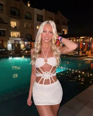 Emma Lipowitz OnlyFans Leaked Free Thumbnail Picture - #RPsMFDeYV2