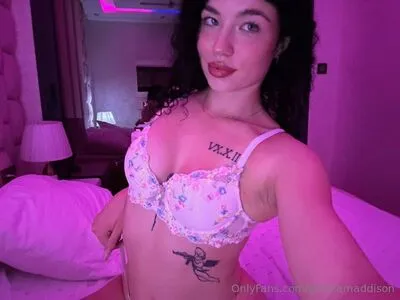 Emma Maddison OnlyFans Leaked Free Thumbnail Picture - #DLhLE4avyy