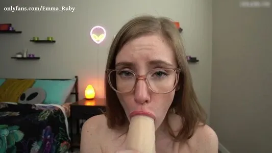 Emma Ruby OnlyFans Leaked Free Thumbnail Picture - #siDoooVjAY