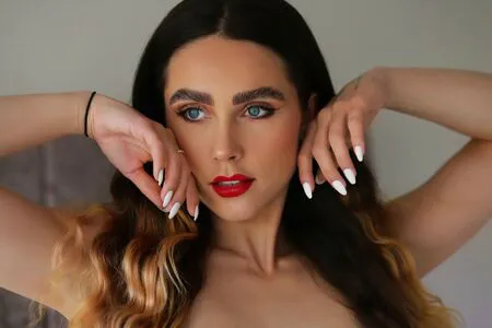 Emma Victoria Louise Thumbnail Picture