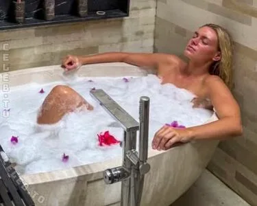 Emmi Schmidt OnlyFans Leaked Free Thumbnail Picture - #f4hYAdVXwi