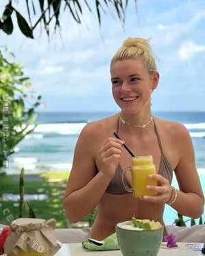 Emmi Schmidt OnlyFans Leaked Free Thumbnail Picture - #x076ula2EZ