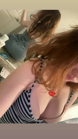 Emmy Moore OnlyFans Leaked Free Thumbnail Picture - #DZXzPg79Sv