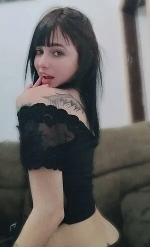 Emmyan Purr Thumbnail Picture