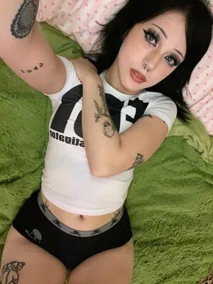 Emoemz OnlyFans Leaked Free Thumbnail Picture - #5GukgjBMkI