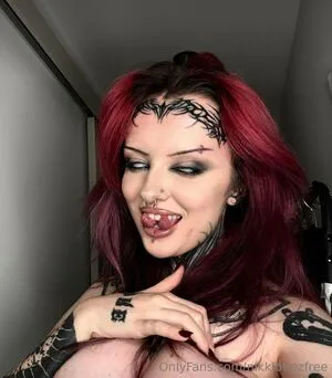 Emoqween OnlyFans Leaked Free Thumbnail Picture - #hQwNxFM5Yu