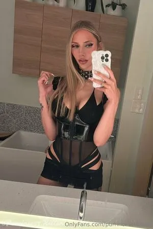 Emscribbler OnlyFans Leaked Free Thumbnail Picture - #UK8LFFDnTT