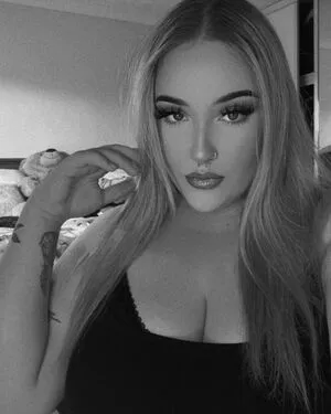 Emss X OnlyFans Leaked Free Thumbnail Picture - #SEQTWmffz2