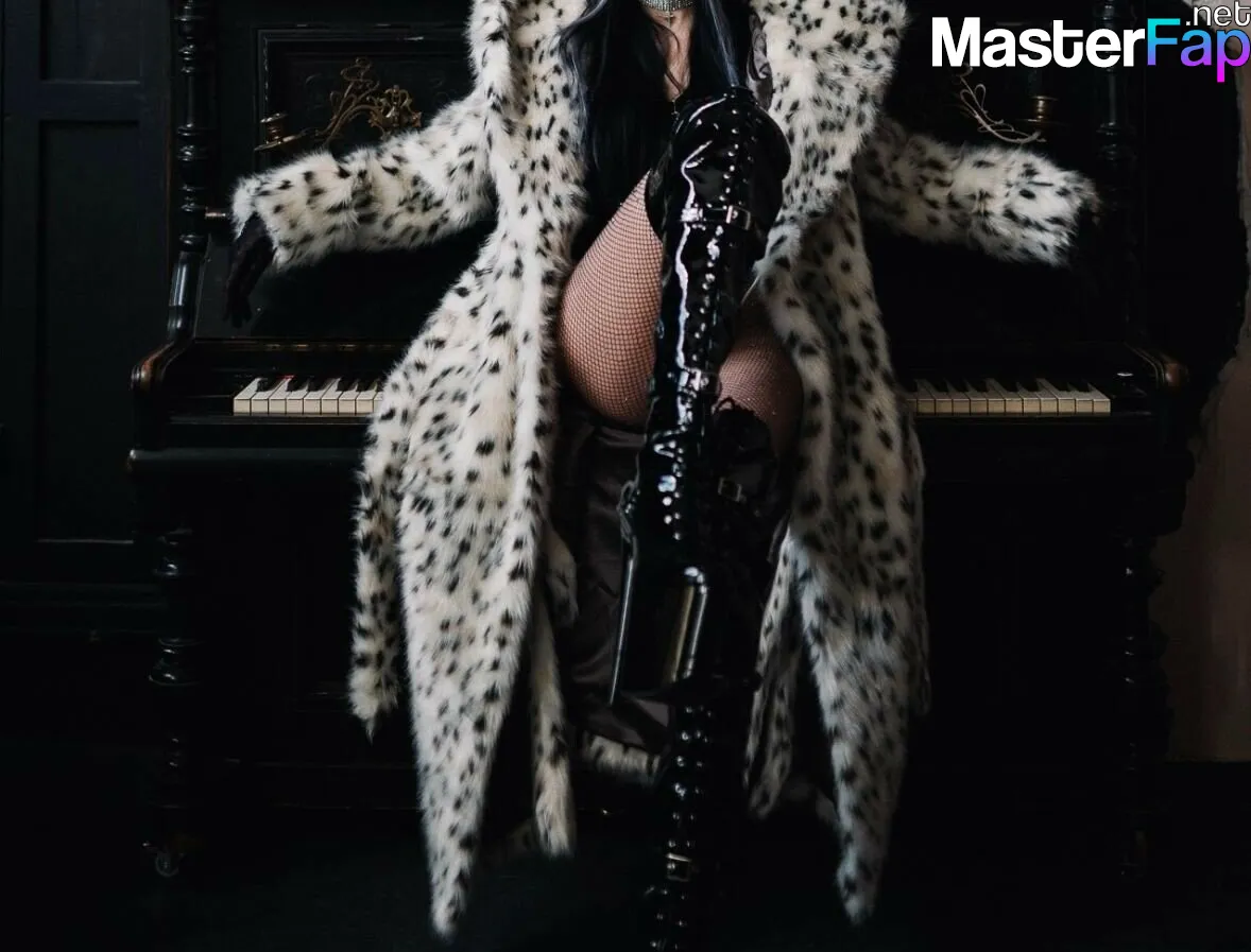 Emyliveshow OnlyFans Leak Picture - #8EYODxEIAO.