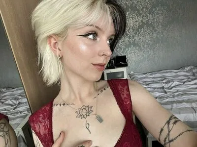 Emzeeni OnlyFans Leaked Free Thumbnail Picture - #RydKT6Y87V