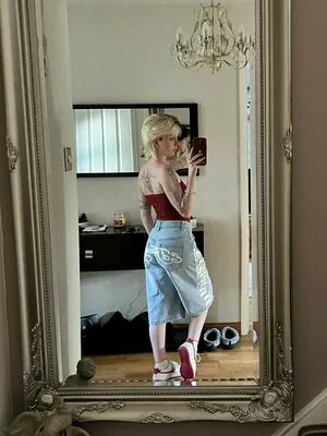 Emzeeni OnlyFans Leaked Free Thumbnail Picture - #VPnsB74pu1