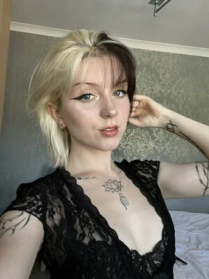 Emzeeni OnlyFans Leaked Free Thumbnail Picture - #ZvmKWCetzp
