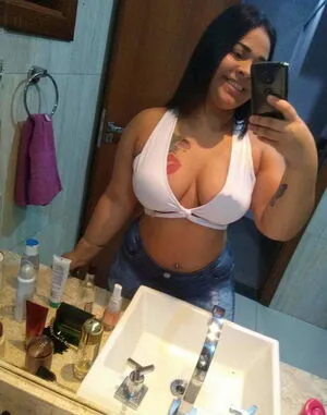 Endriely Barbosa Thumbnail Picture