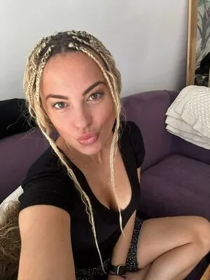 Erika Mitdank OnlyFans Leaked Free Thumbnail Picture - #Spoesy5bsj