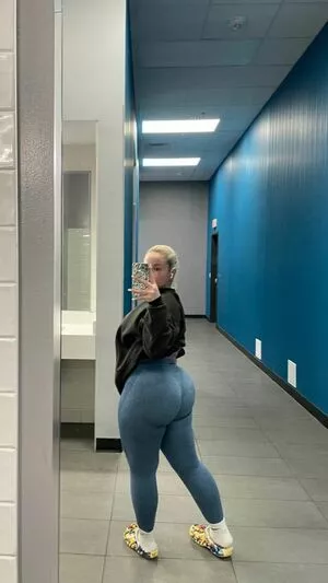 Erikaapalacioss Thumbnail Picture