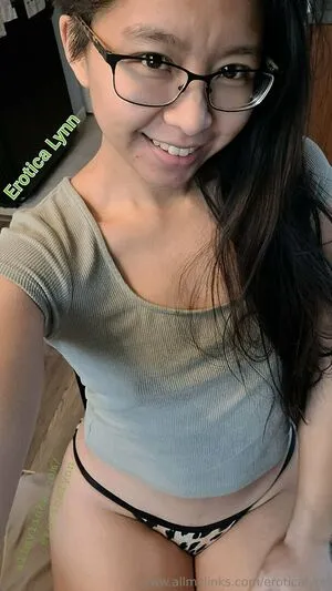 Eroticalynn OnlyFans Leaked Free Thumbnail Picture - #brRfwTfso0