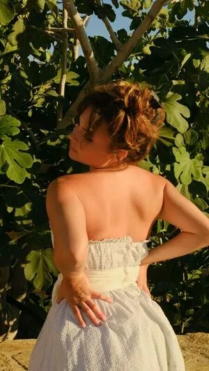 Ester Dobrik OnlyFans Leaked Free Thumbnail Picture - #2B1aMzeTop