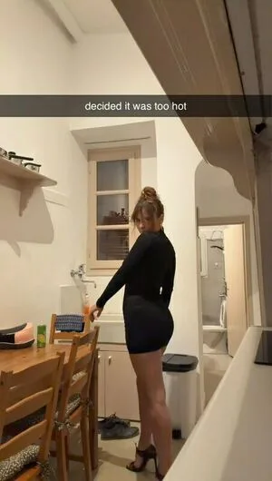 Ester Dobrik OnlyFans Leaked Free Thumbnail Picture - #4mrogxAsU5