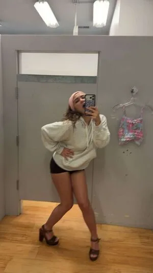 Ester Dobrik OnlyFans Leaked Free Thumbnail Picture - #7AhkpcM3do