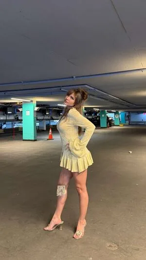 Ester Dobrik OnlyFans Leaked Free Thumbnail Picture - #ExrokLXWYv