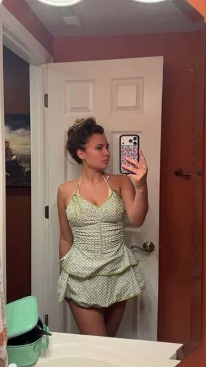 Ester Dobrik OnlyFans Leaked Free Thumbnail Picture - #OeprihP2b2