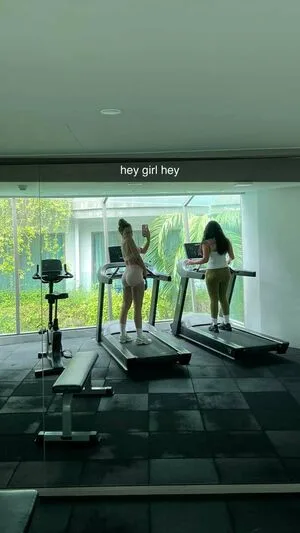 Ester Dobrik OnlyFans Leaked Free Thumbnail Picture - #RWMY2WhMjd