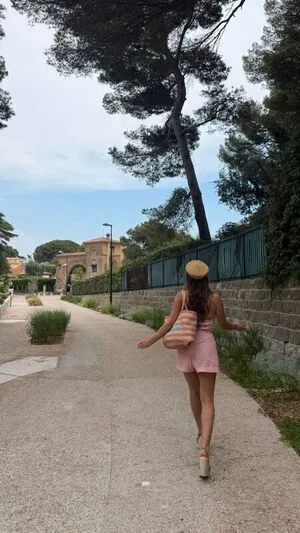 Ester Dobrik OnlyFans Leaked Free Thumbnail Picture - #UtDtb4JONi