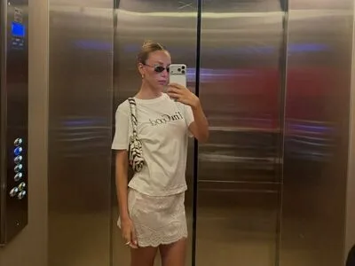 Ester Exposito OnlyFans Leaked Free Thumbnail Picture - #0IwFUeRUHV