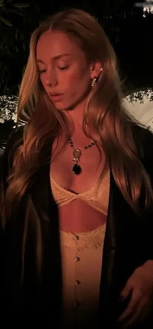 Ester Expsito OnlyFans Leaked Free Thumbnail Picture - #448UmIoTtu