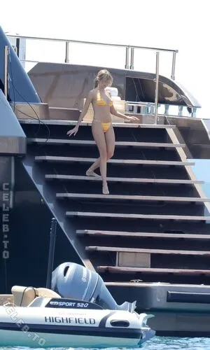 Ester Expsito OnlyFans Leaked Free Thumbnail Picture - #Gad9IPgkcp