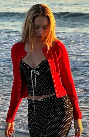 Ester Expsito OnlyFans Leaked Free Thumbnail Picture - #vauxhmQSPF