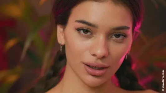 Eva Blume Thumbnail Picture