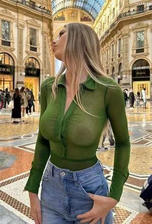 Eva Menta OnlyFans Leaked Free Thumbnail Picture - #DaMZPJ5Wur
