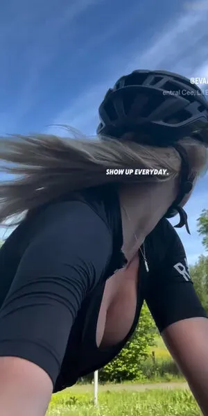 Eva Zimmermann OnlyFans Leaked Free Thumbnail Picture - #YXHpOPooZ2