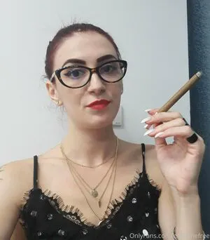 Evabanefree OnlyFans Leaked Free Thumbnail Picture - #S0Hio9QrMi