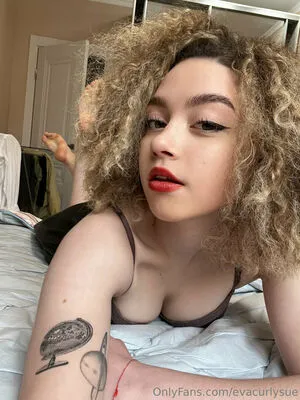 Evacurlysue OnlyFans Leaked Free Thumbnail Picture - #QDOXl3pxJ8