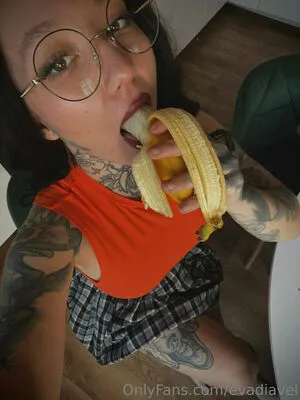 Evadiavel OnlyFans Leaked Free Thumbnail Picture - #DnoAYs740e